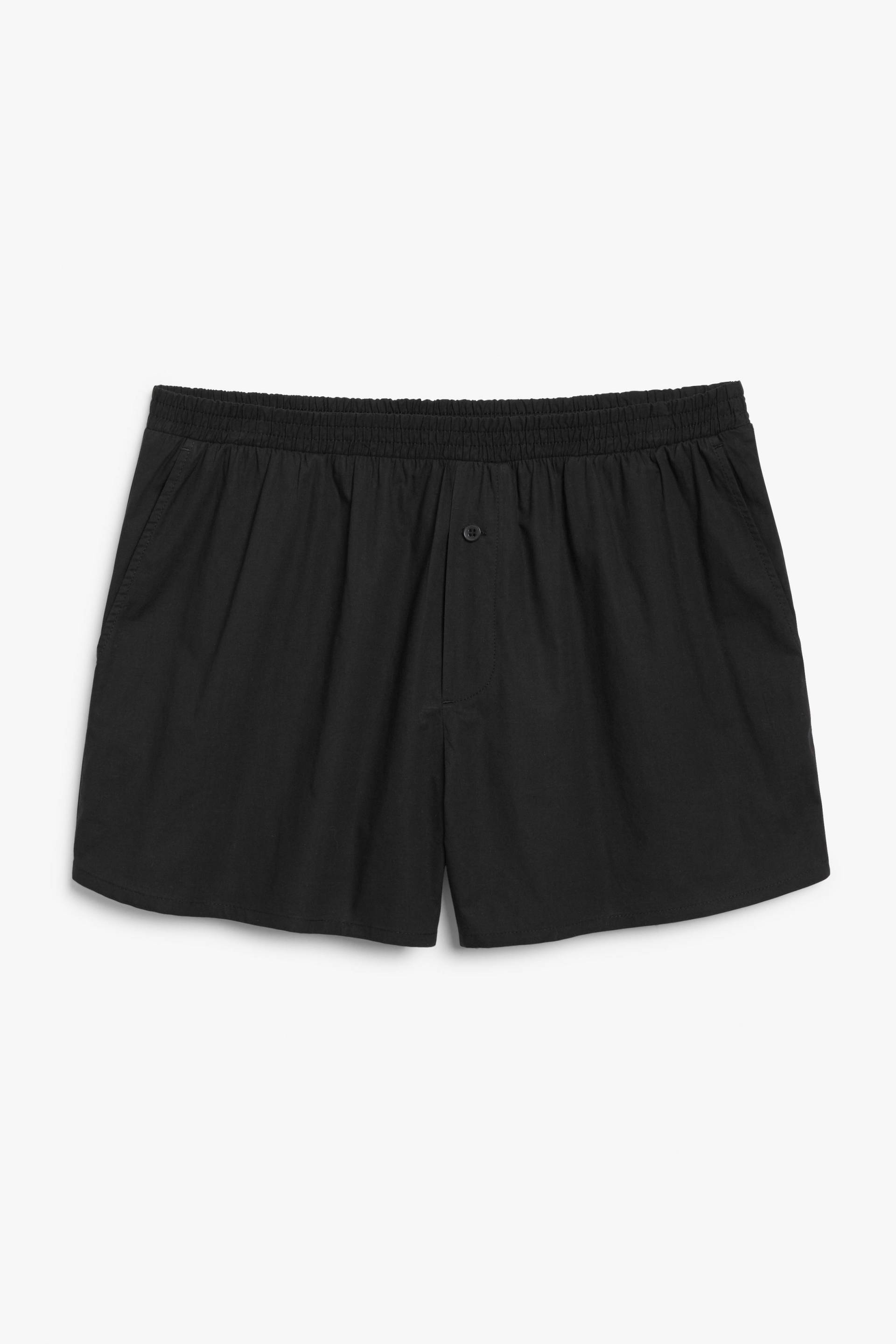 Monki Leichte Shorts Schwarz in Größe XL. Farbe: Black von Monki