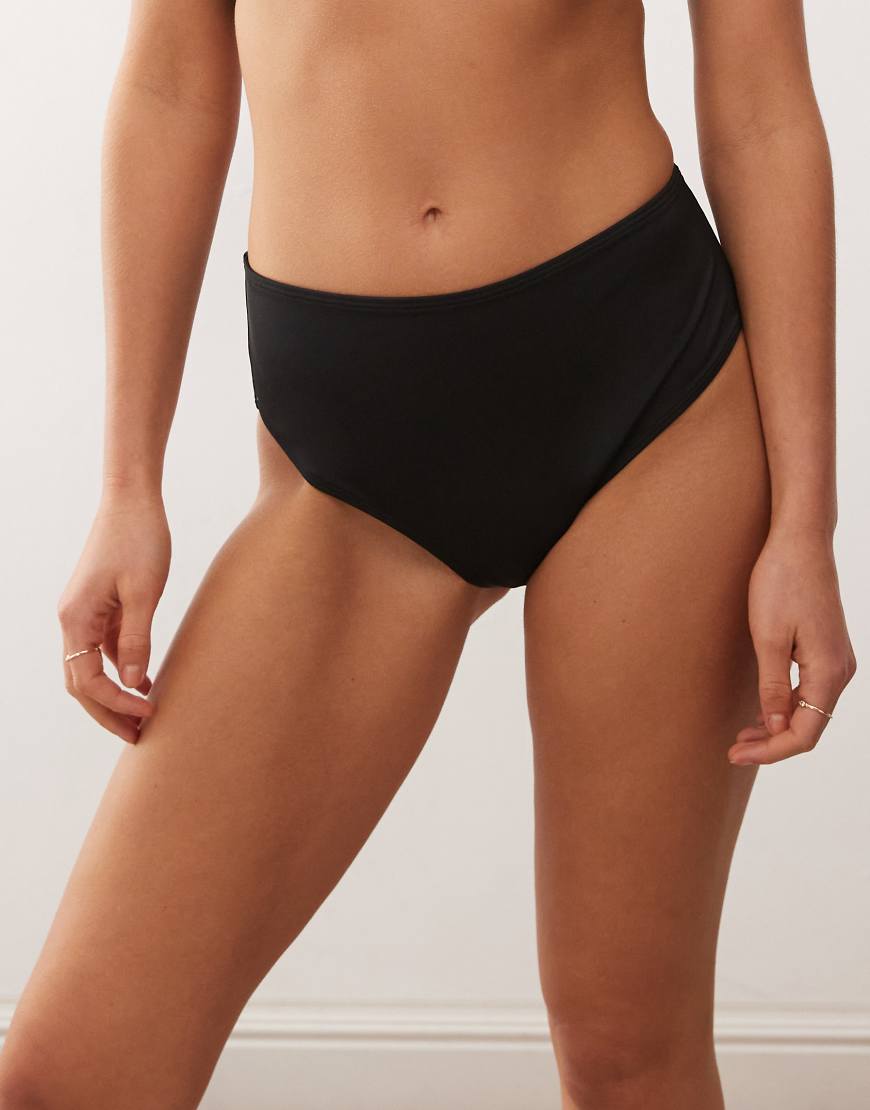 Monki - Mix-and-Match - Bikinihose in Schwarz mit hohem Bund von Monki