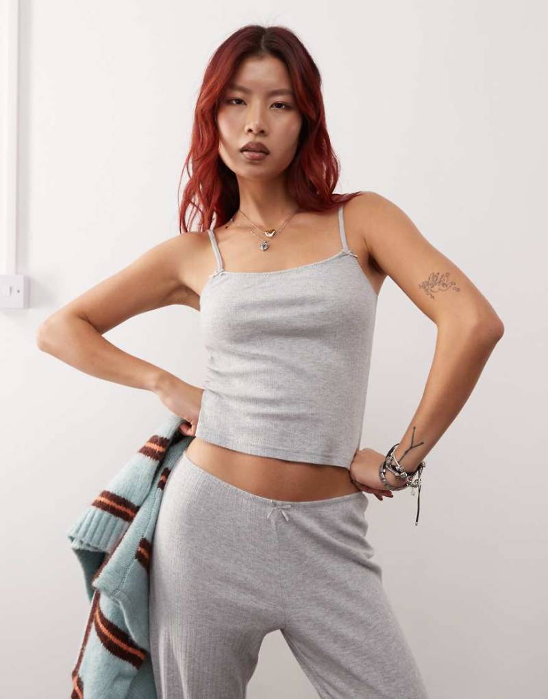 Monki - Mix and Match - Mini-Pyjamaoberteil aus Pointelle-Spitze in Grau meliert mit kleinen Schleifen von Monki