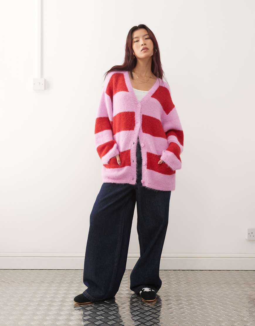 Monki - Oversize-Strickjacke in Rosa und Rot gestreift von Monki