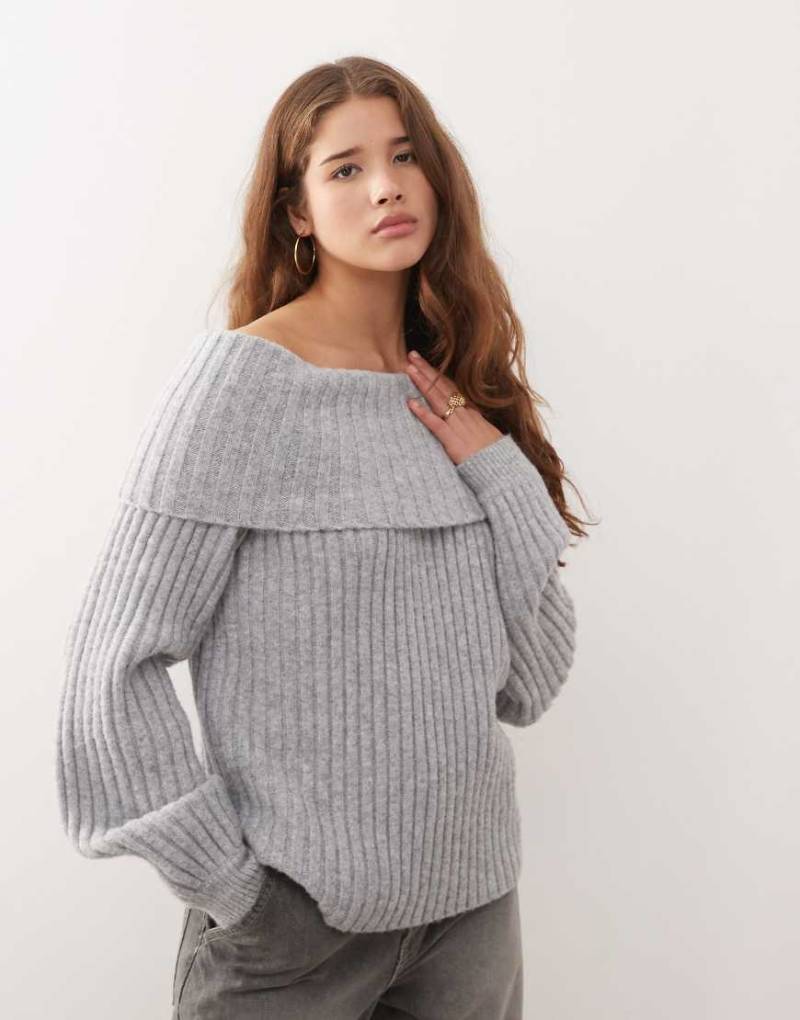 Monki - Oversize-Strickpullover in Grau meliert mit Bardot-Ausschnitt von Monki