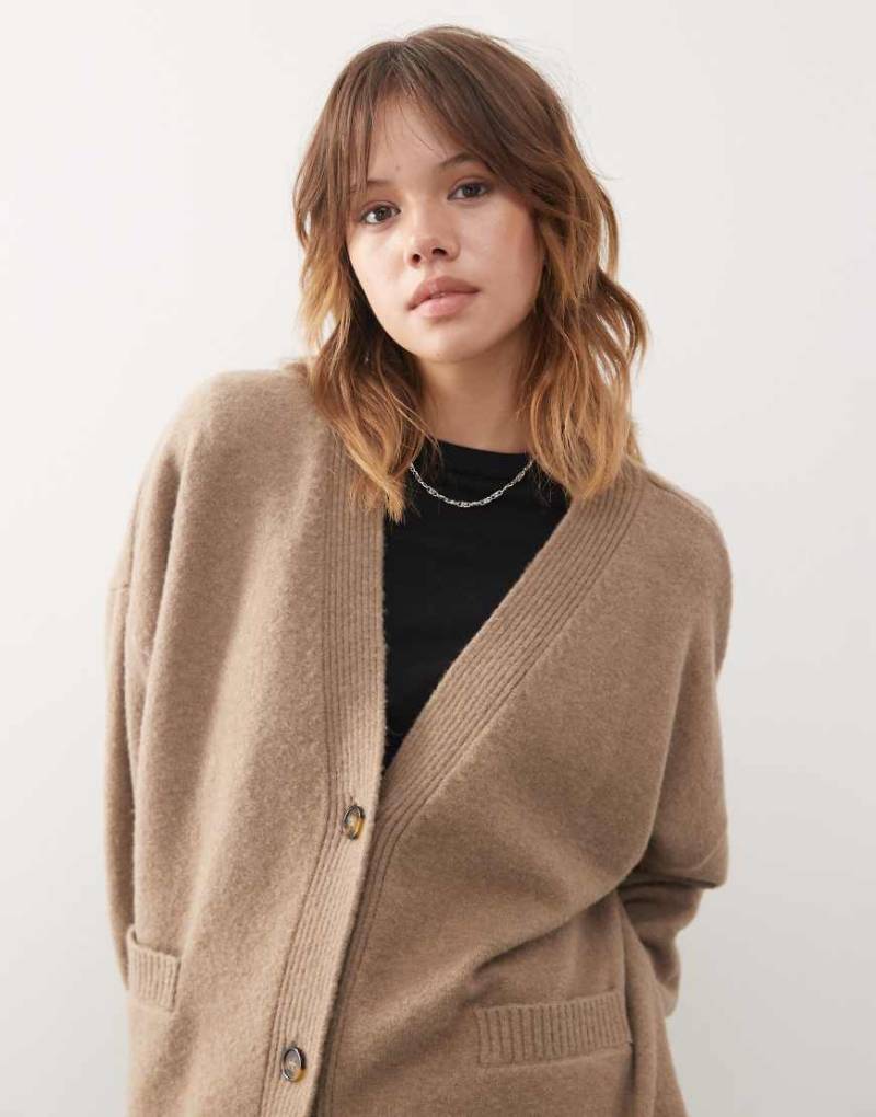 Monki - Strickjacke in Braun-Brown von Monki