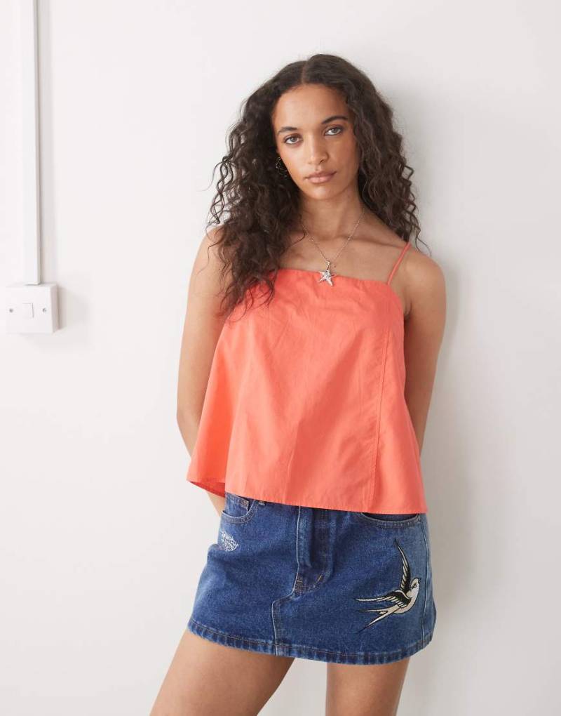 Monki - Trapez-Trägertop in Rot von Monki