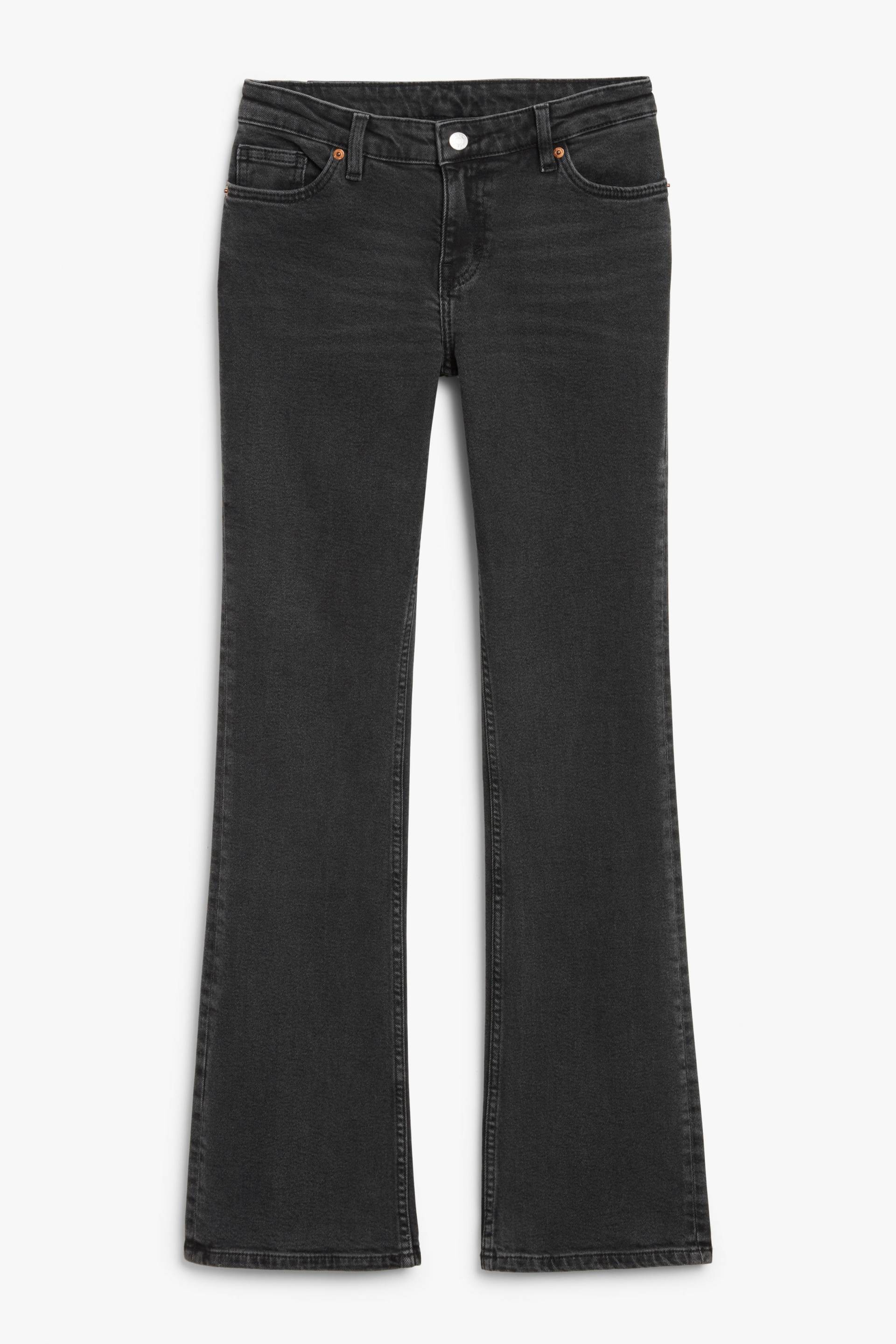 Monki Wakumi Lowwaist-Jeans in verwaschenem Schwarz mit Bootcut Dunkles, Straight Größe W 40. Farbe: Black dark von Monki