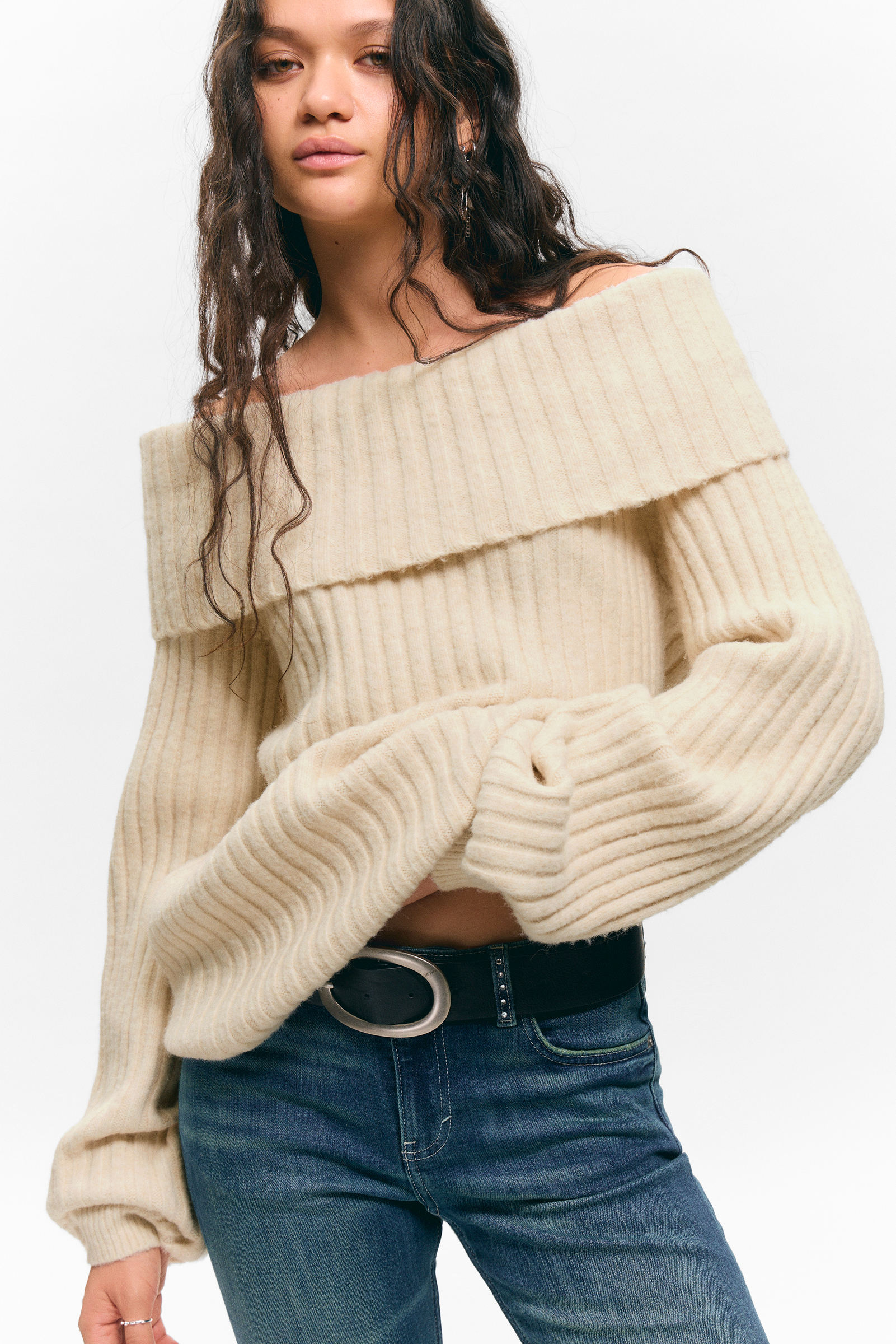 Off-Shoulder Ribbed Knitted Sweater von Monki
