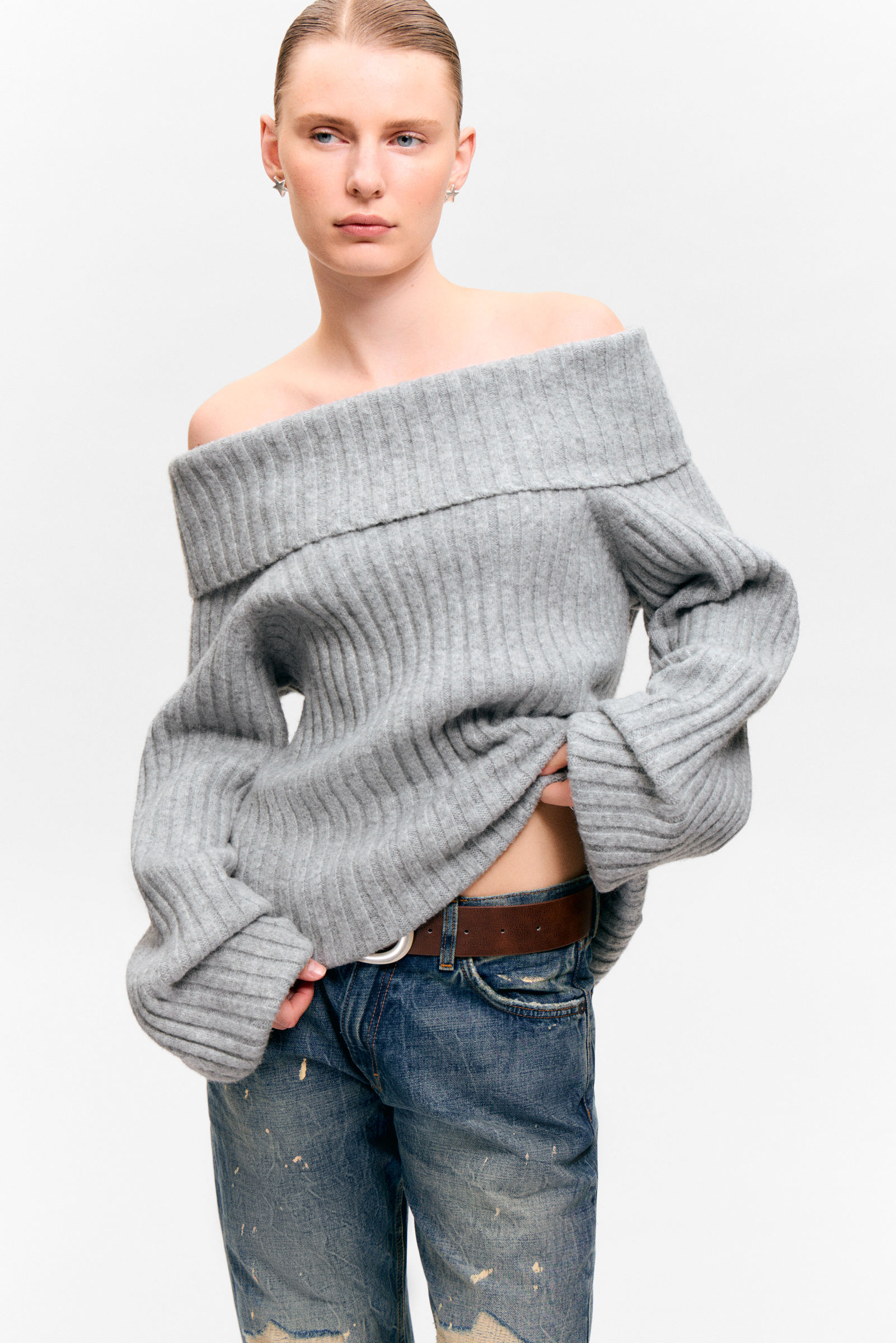 Off-Shoulder Ribbed Knitted Sweater von Monki