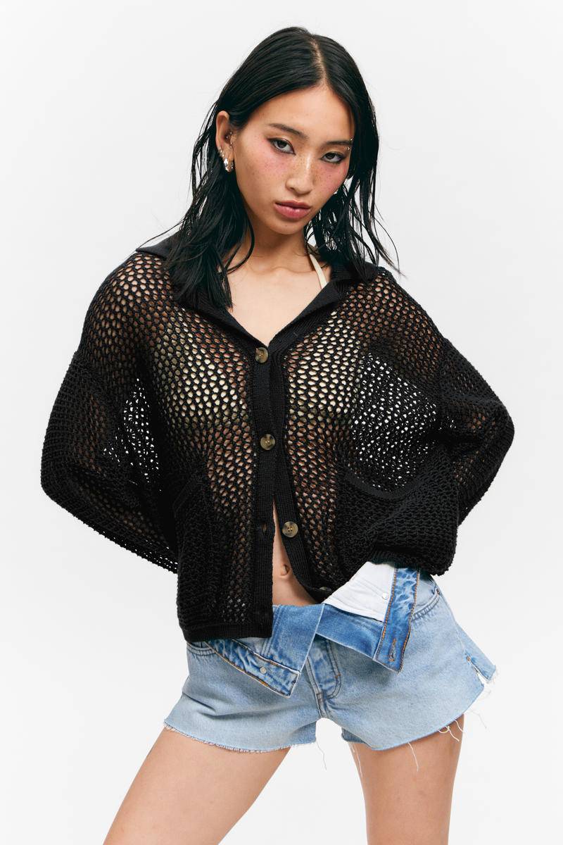 Open-Knit Button-Up Cardigan von Weekday