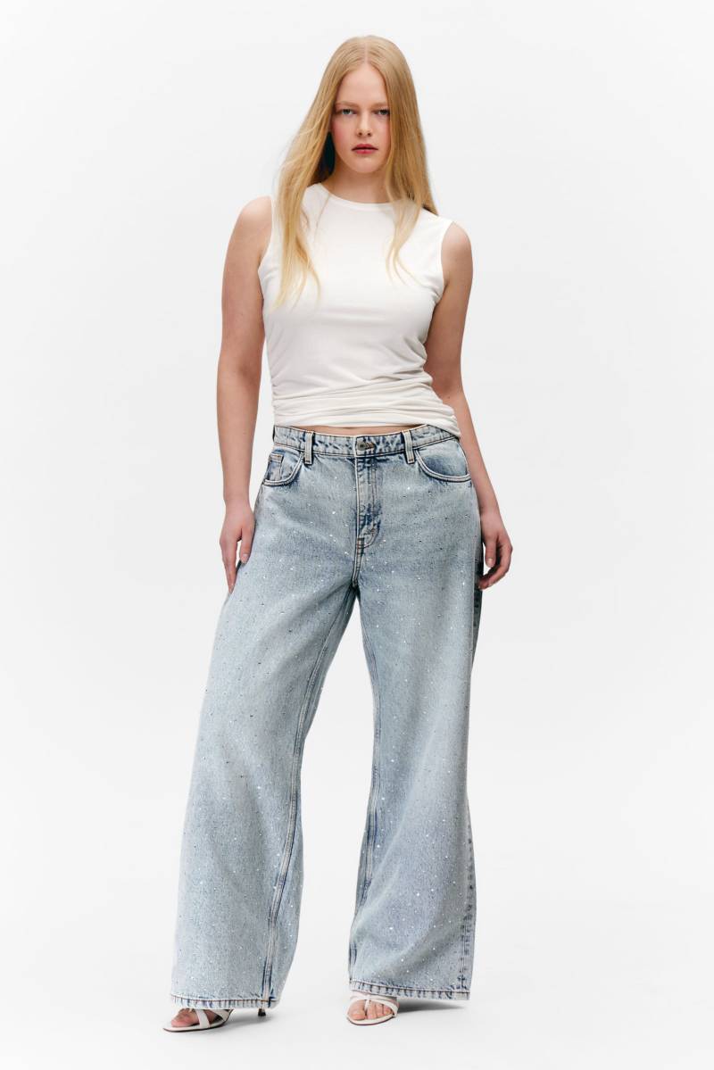 Paz Mid Straight Embellished Jeans von Monki