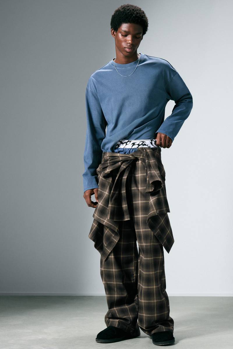 Relaxed Flannel Pyjama Trousers von Monki