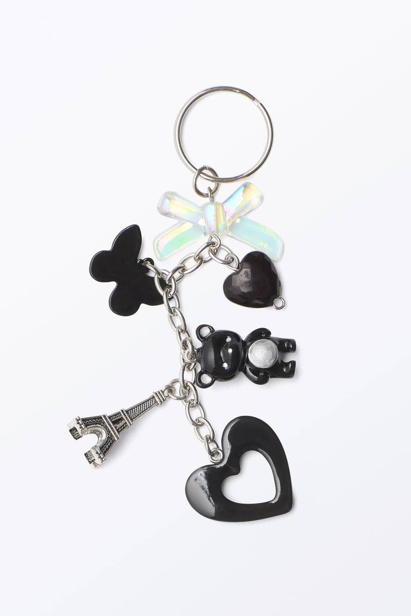 Schlüsselanhänger Mit Mehreren Anhängern - Schwarz von Monki