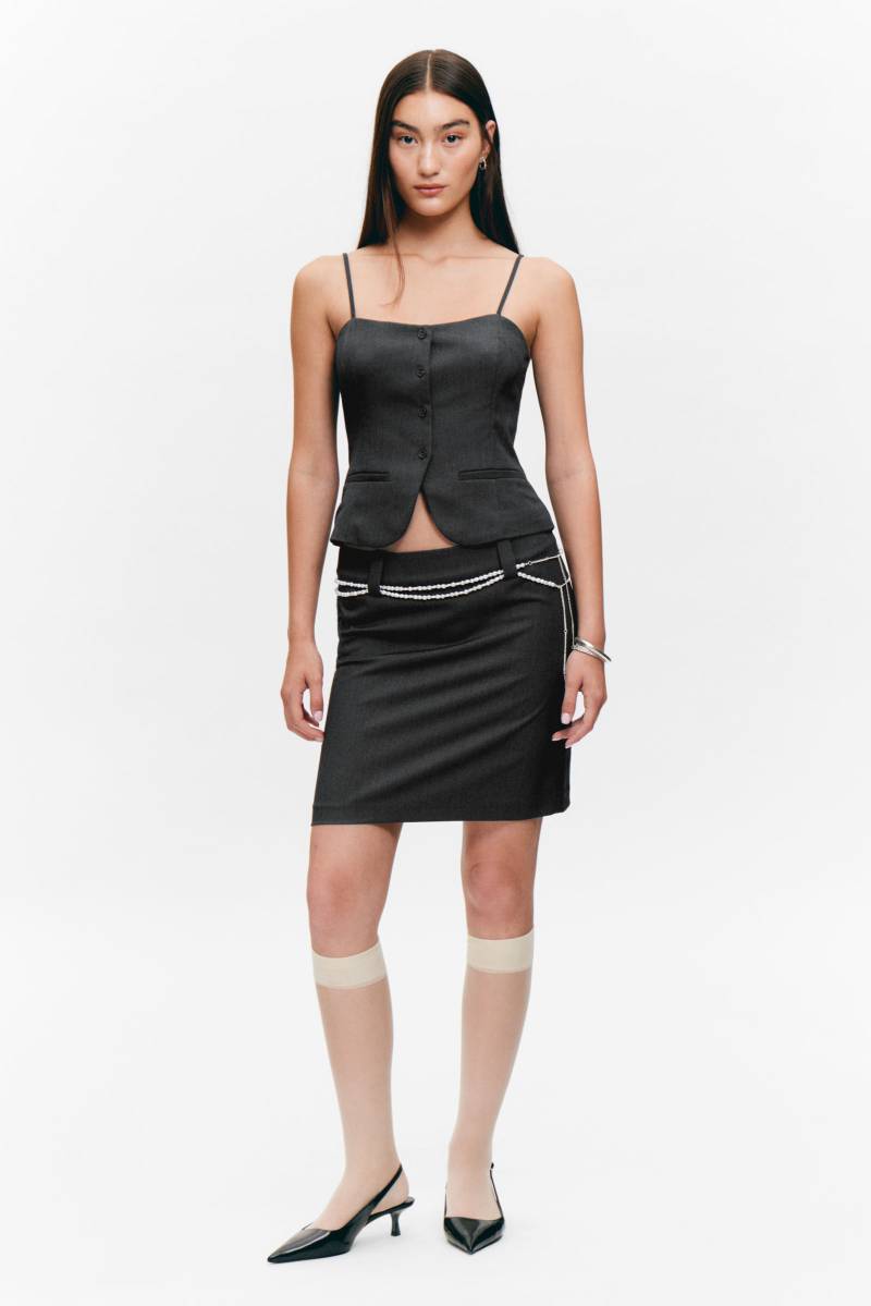 Slim Fit Suiting Waistcoat von Monki