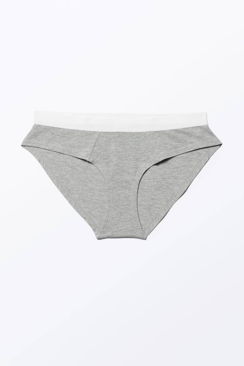 Slip Blake - Grau von Monki