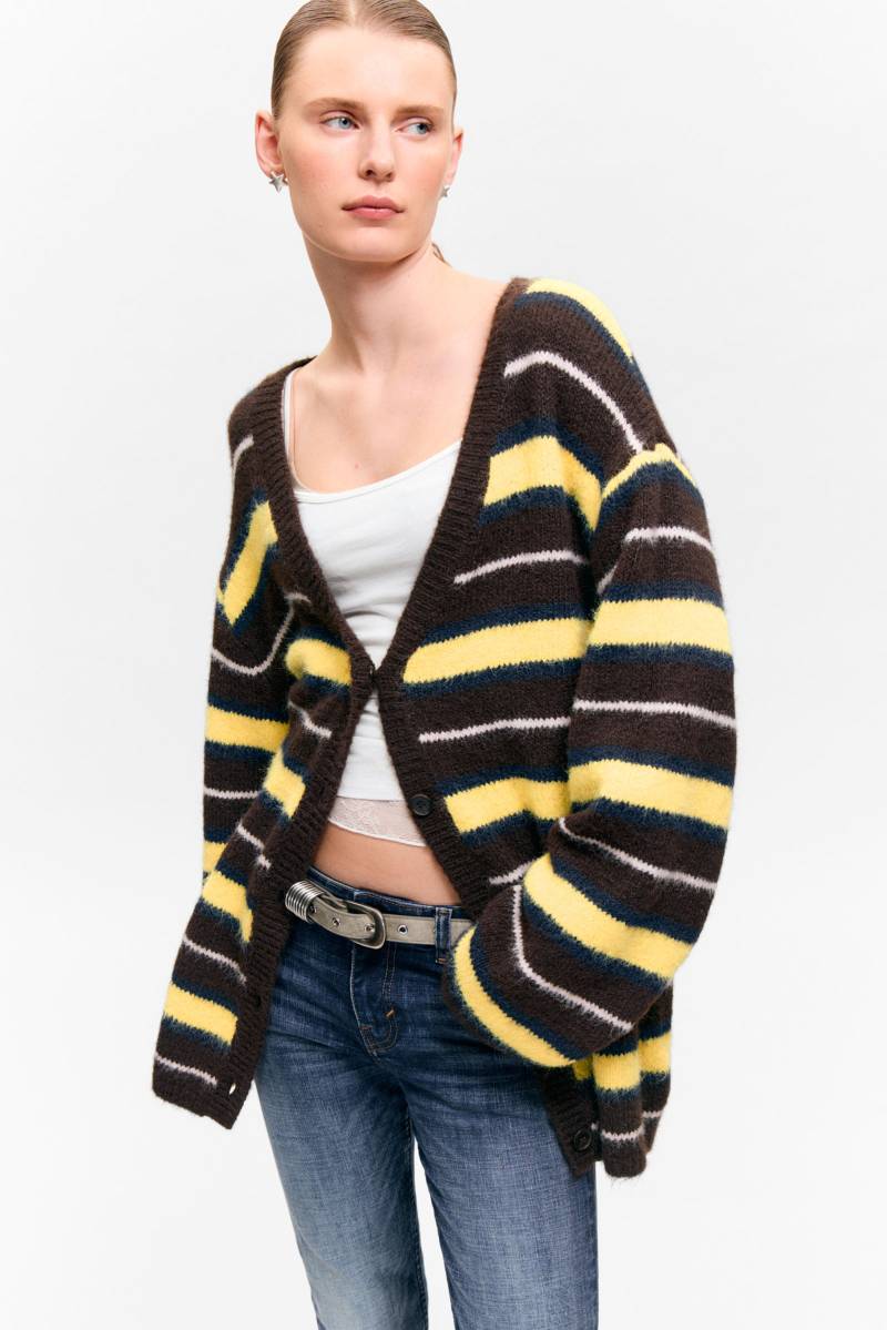 Soft Knit V-Neck Cardigan von Monki