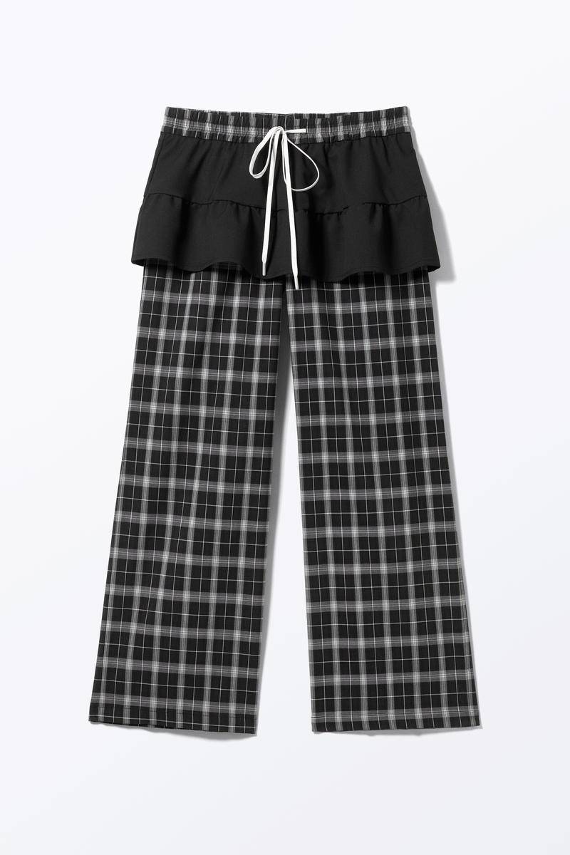 Tief Sitzende Hose Mit Rock-Overlay - Schwarz von Monki