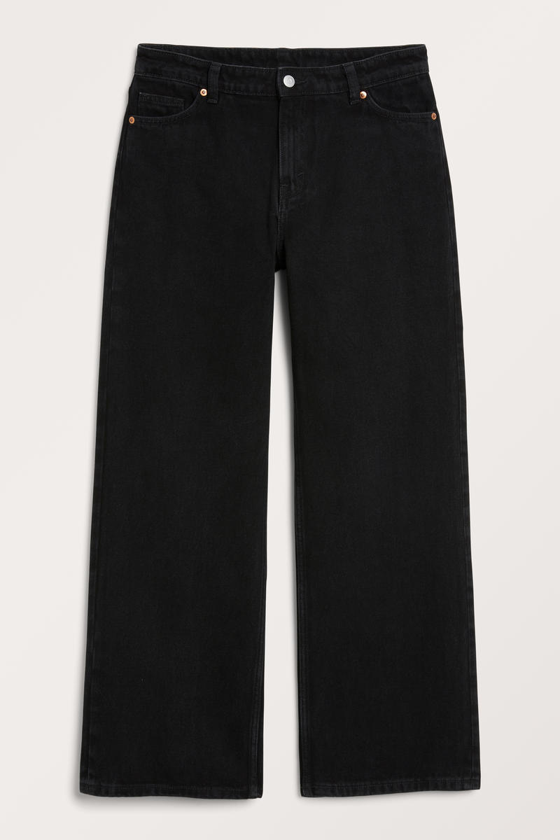 Tief Sitzende Jeans Naoki Mit Lockerer Passform - Schwarz von Monki