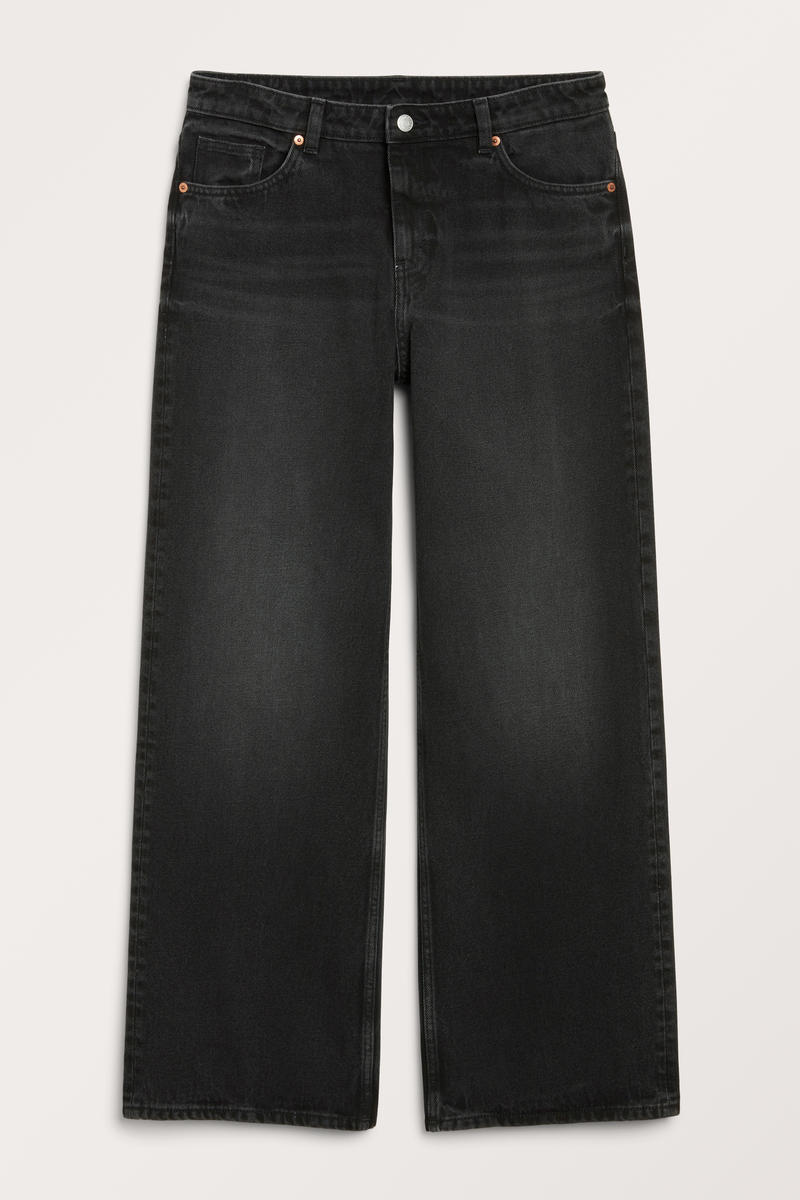 Tief Sitzende Jeans Naoki Mit Lockerer Passform - Schwarz von Monki