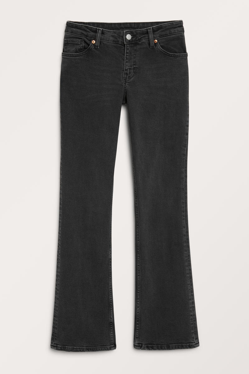 Tief Sitzende Jeans Wakumi Mit Bootcut - Schwarz von Monki