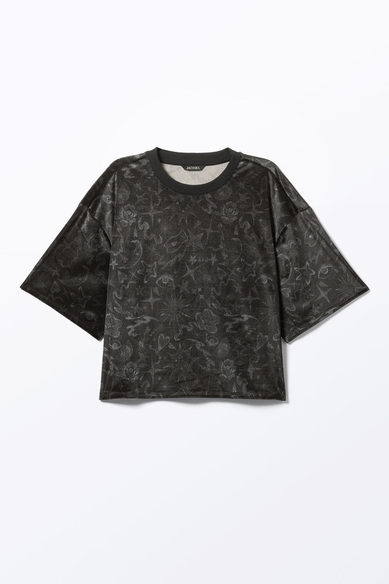 Verkürztes Oversize-T-Shirt Aus Velours - Schwarz Verkürztes Oversize-T-Shirt Aus Velours - Schwarz von Monki