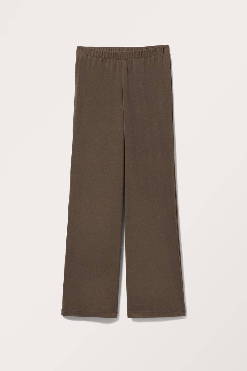 Weiche Hose Mit Normaler Passform - Braun von Monki