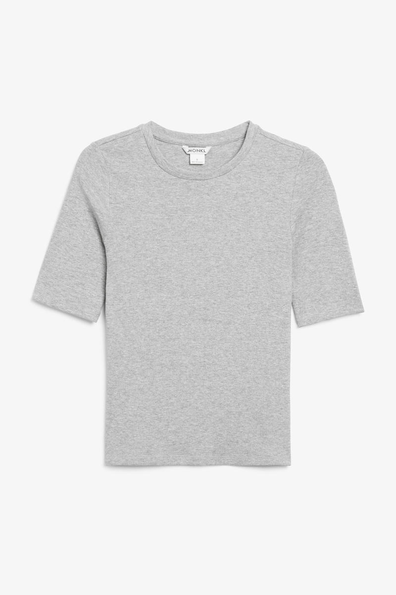 Weiches Körpernahes T-Shirt - Grau von Monki