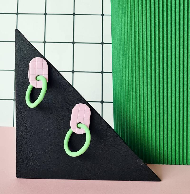 Color Block Polymer Clay Creolen 80S Geometric Anhänger von MonoMakery