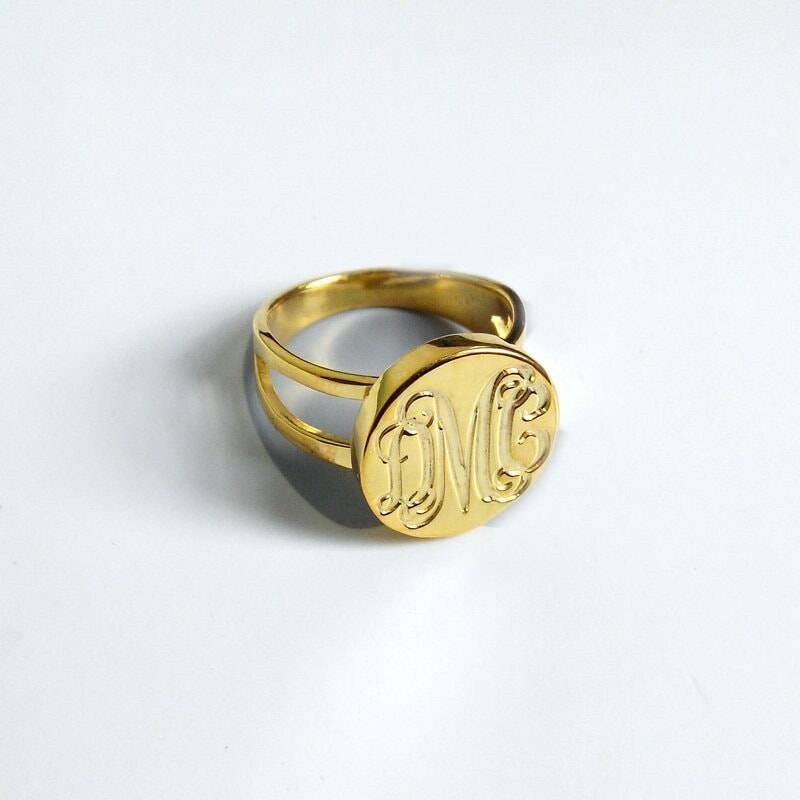 3 Anfangsmonogramm Ring Personalisierter Namensring Silber Monogramm Typenschild Benutzerdefinierter Name Schmuck Bestes Geschenk von MonogramNecklace2014