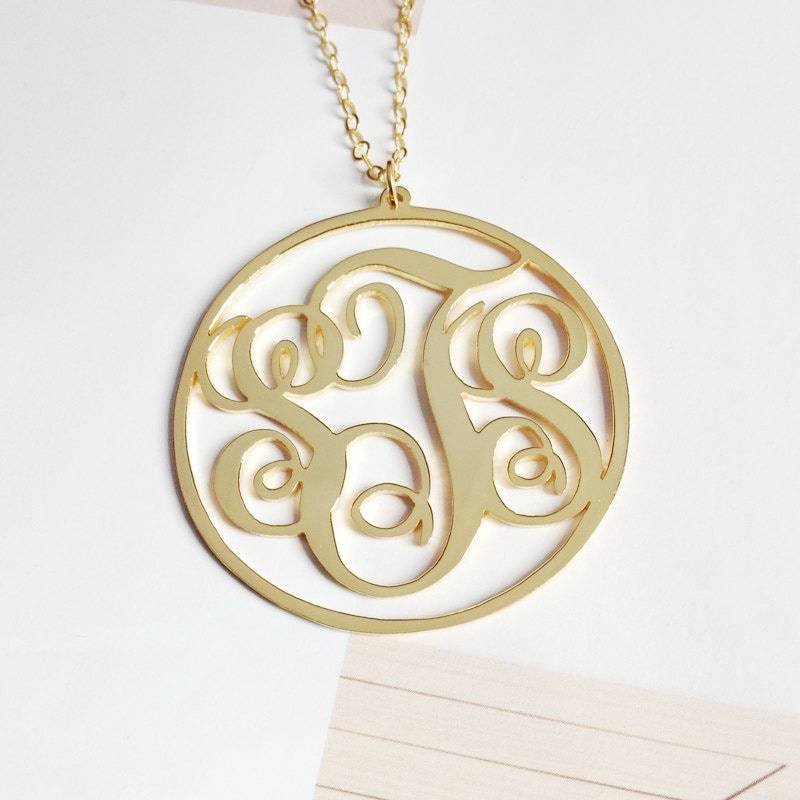 Benutzerdefinierte Goldmonogramm Halskette, Drei Initialen Monogramm 2 "Buchstabe Vine Personalisierte Weihnachtsgeschenk von MonogramNecklace2014