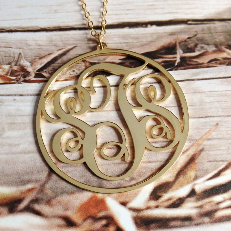 Buchstabe Monogramm Halskette, Gold 3 Initial 1, 25 "Rebe Personalisierte Benutzerdefinierte Halskette Weihnachtsgeschenk Buchstabe Monogramm Halskette, Gold 3 Initial 1, 25 "Rebe Personalisierte Benutzerdefinierte Halskette Weihnachtsgeschenk von MonogramNecklace2014