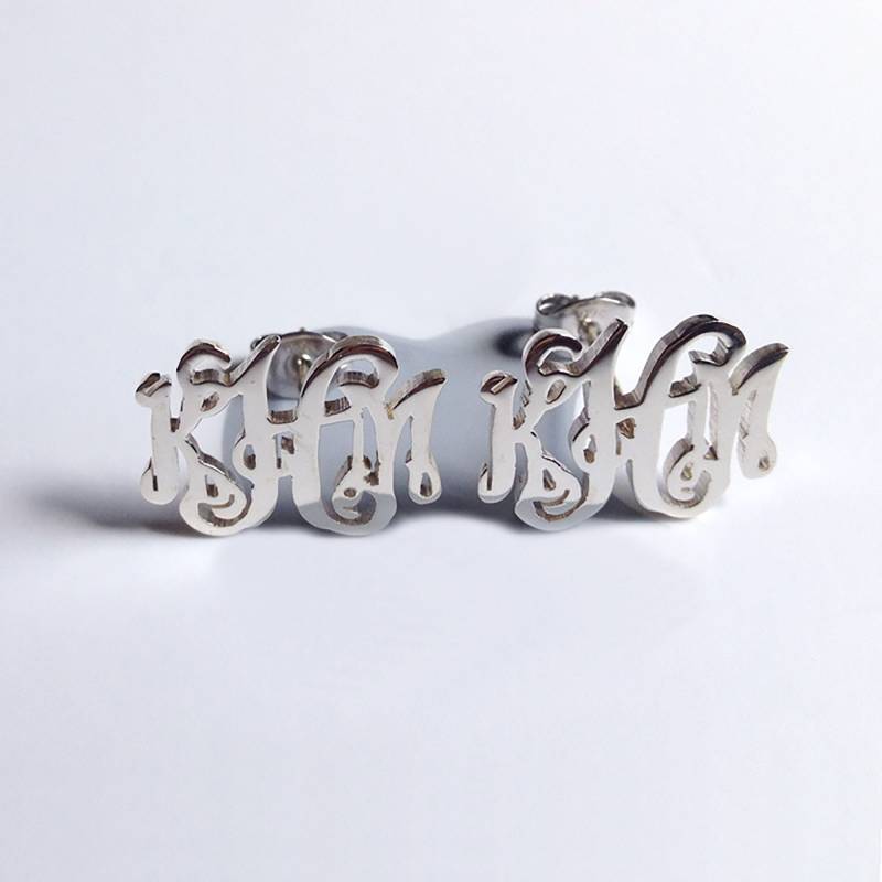 Monogramm Ohrringe Aus Sterlingsilber-Personalisieren Alle Ursprünglichen 0, 6 "Zoll% 100 Handarbeit Monogramm Ohrringe Aus Sterlingsilber-Personalisieren Alle Ursprünglichen 0, 6 "Zoll% 100 Handarbeit von MonogramNecklace2014
