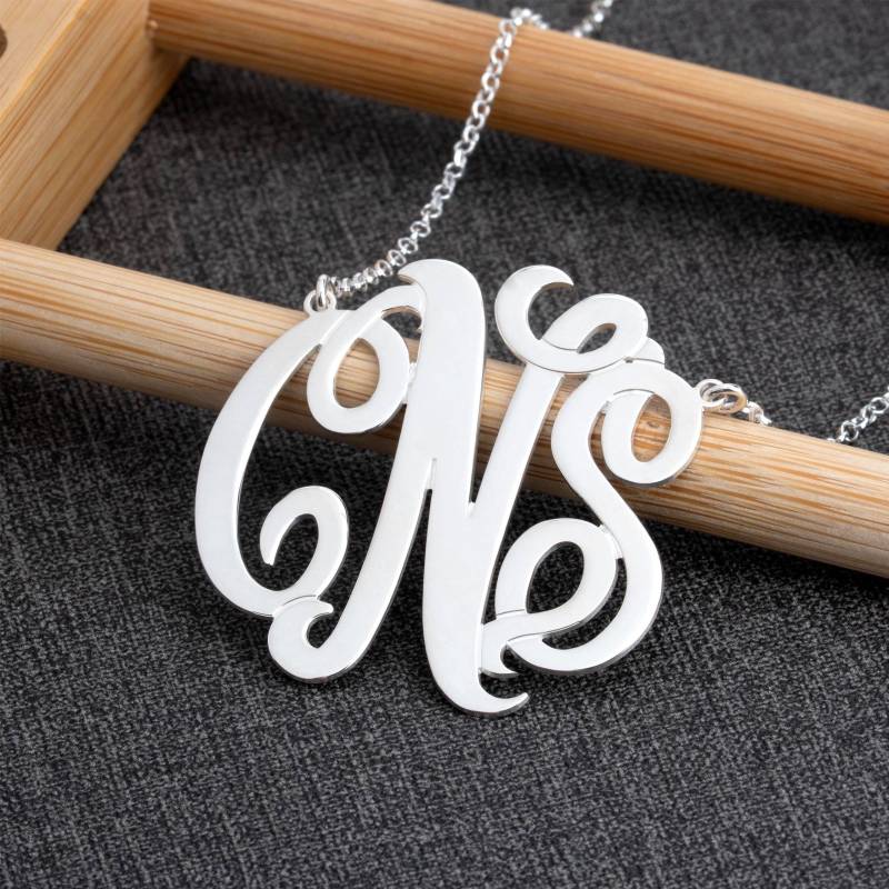 Benutzerdefinierte Sterling Silber Monogramm Halskette, Personalisierte 1, 5 "Anhänger - Schmuck Geschenk Für Frau von MonogramPersonalized