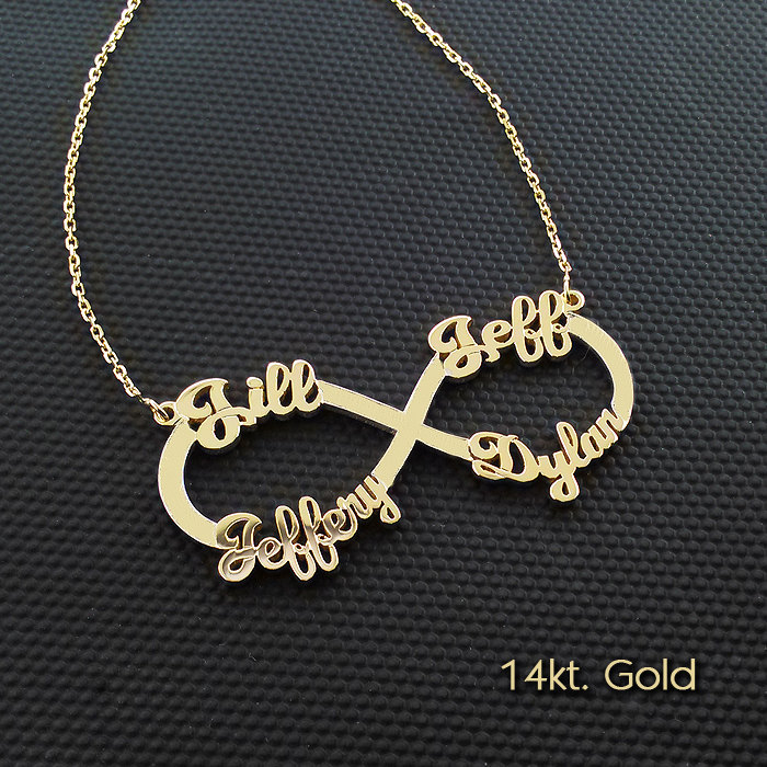 Vier Namen Halskette - Name Infinity 4 Unendlichkeit Mehrere Gold Vier Namen Halskette - Name Infinity 4 Unendlichkeit Mehrere Gold von MonogramsNYC