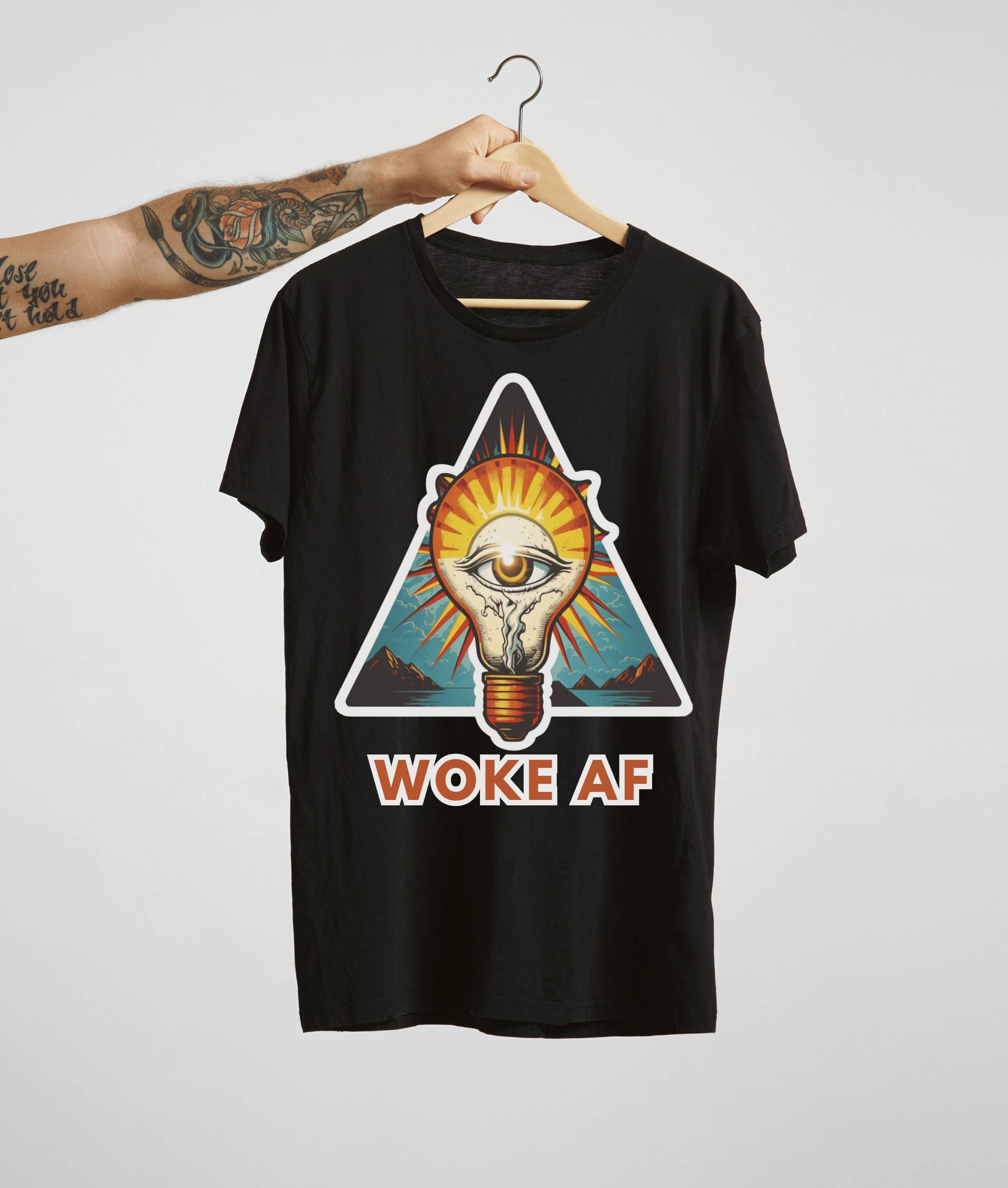 Woke Af T-Shirt Mit Original Ki-Grafik von MonsensSchmonsens