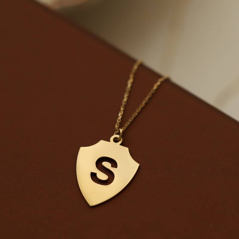 14 K Gold Laser Geschnitten Platte Buchstabe in Schild Personalisierte Name Halskette Geburtstag Zierliche Geschenk Für Frauen Handgefertigt Von von MonsiniJewelry