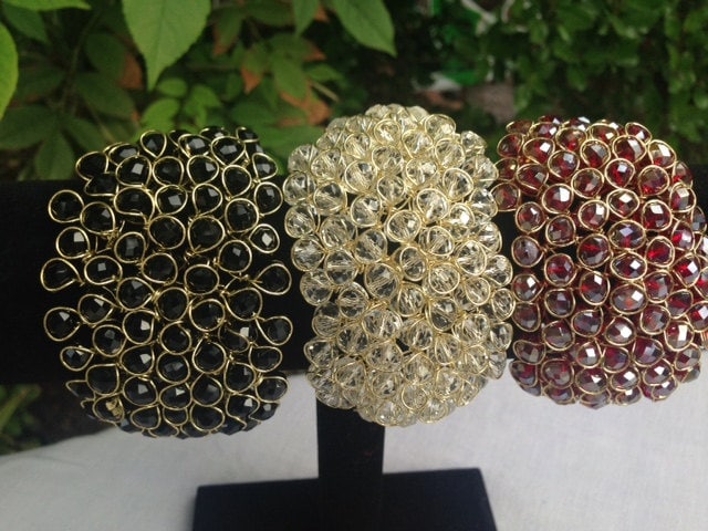 Draht Häkeln Und Crystal Beads Armbänder, Cuff-stil von MonsoonMedley