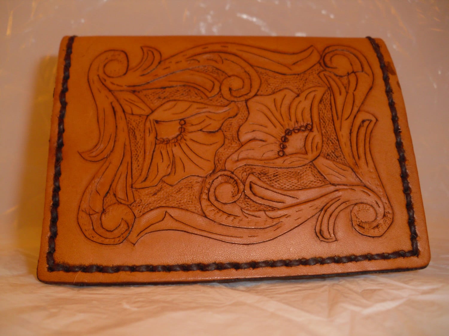 Maßgeschneiderte Handgefertigte Leder Bifold Geldbörse Mit Geldklammer Maßgeschneiderte Handgefertigte Leder Bifold Geldbörse Mit Geldklammer von MontanaStansLeather