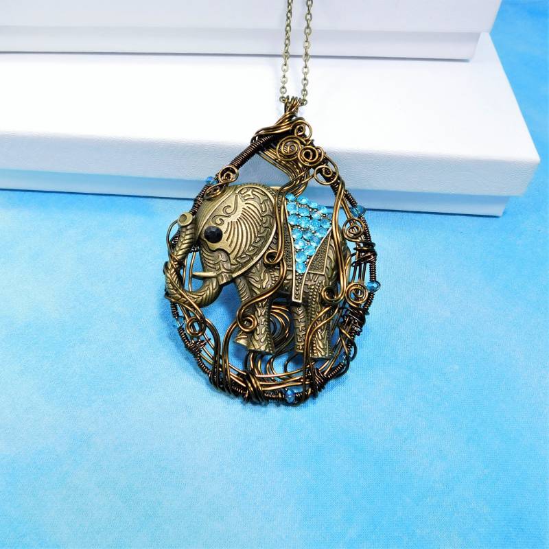 Sehr Große Kupferdraht Gewickelt Elefant Halskette, Handwerker Handgemachte Schmuck, Zoo Tier Thema Anhänger Geburtstag Oder Jahrestag Geschenk von MontourDesigns