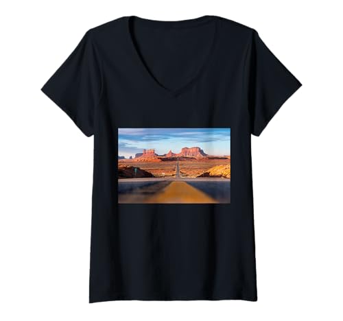 Damen Weg zum Monument Valley Arizona - Navajo Tribal Park T-Shirt mit V-Ausschnitt von Monument Valley Arizona Navajo Tribal Park