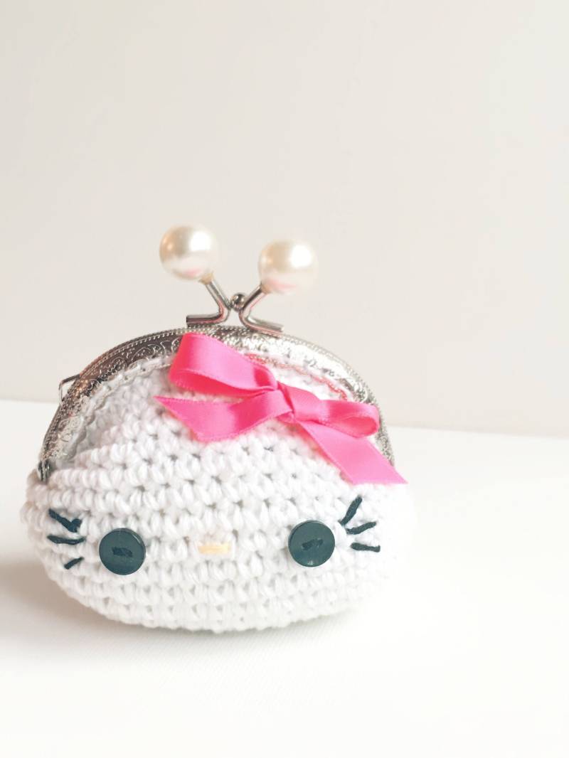 Münze Geldbörse - Hallo Kitty Häkeln Bio-Baumwolle Taschen Zubehör Geldbörsen Münze Geldbörse - Hallo Kitty Häkeln Bio-Baumwolle Taschen Zubehör Geldbörsen von MonyHeartmade