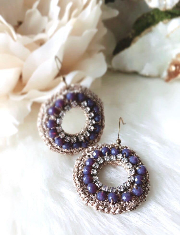 Ohrringe - Häkeln Elegante Runde Faser Lavendel Farbe Schmuck Goldene von MonyHeartmade