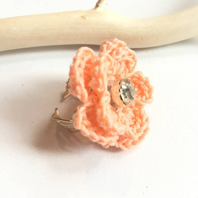 Ring - Häkeln Lachs Blume Gehäkelt Zarte Blumenring Schmuck Ring - Häkeln Lachs Blume Gehäkelt Zarte Blumenring Schmuck von MonyHeartmade
