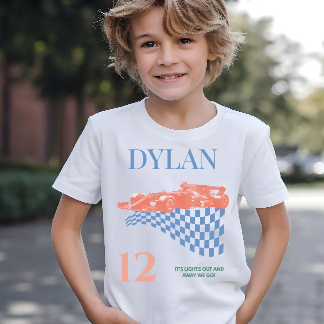 Benutzerdefinierte Name & Nummer Racing Kinder T-Shirt, Schulanfang Shirt, Personalisierte F1 Unisex Rasse Geschenk Für Kind, Junge, Mädchen Benutzerdefinierte Name & Nummer Racing Kinder T-Shirt, Schulanfang Shirt, Personalisierte F1 Unisex Rasse Geschenk Für Kind, Junge, Mädchen von MoodFoodGiftShop