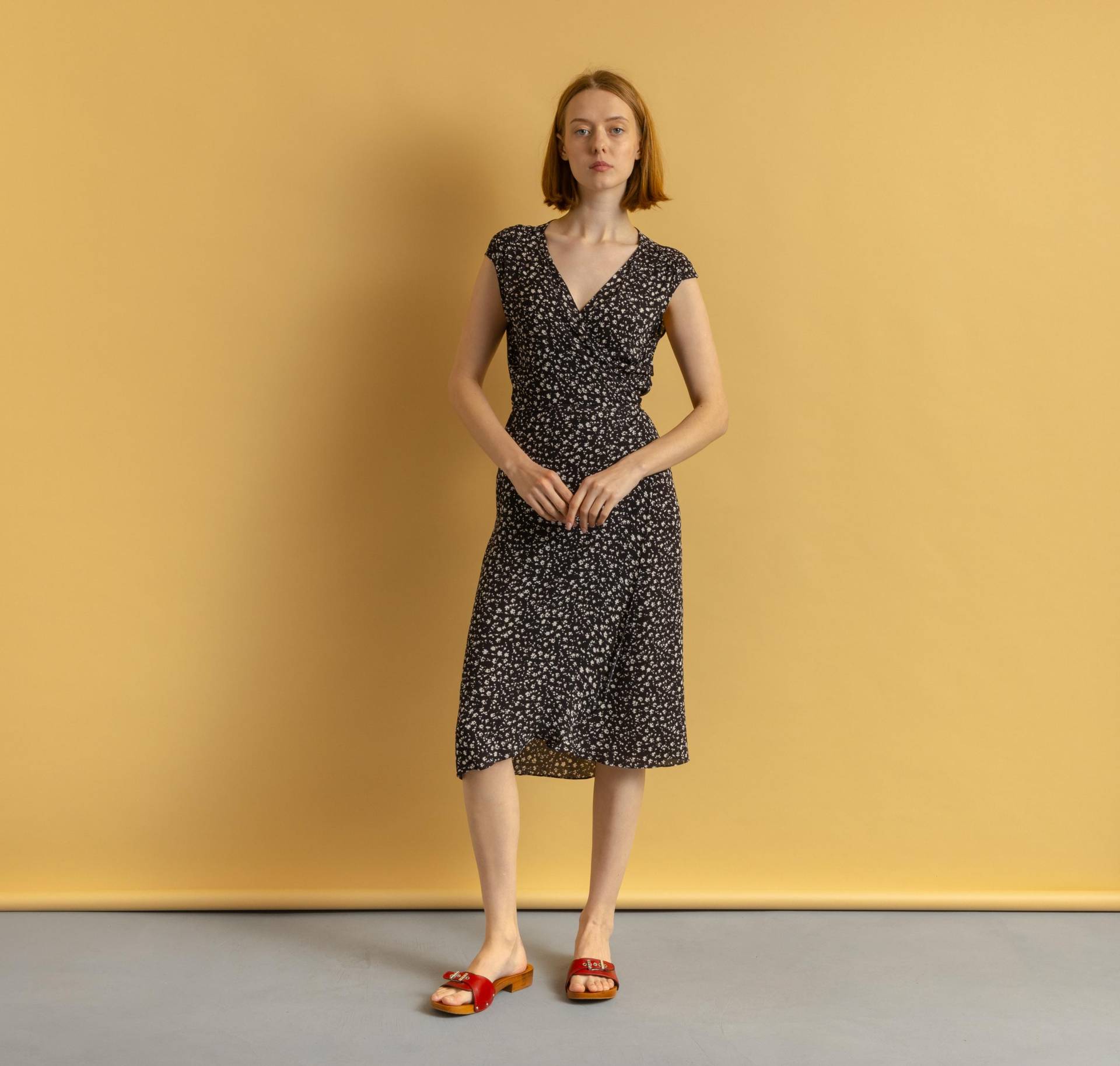 00Er Jahre Gebrauchtes All Saints Brand Wrap Style Floral Mini Leichtes Viskose Damenkleid Größe 36 Passt Klein von MoodGirlsUA