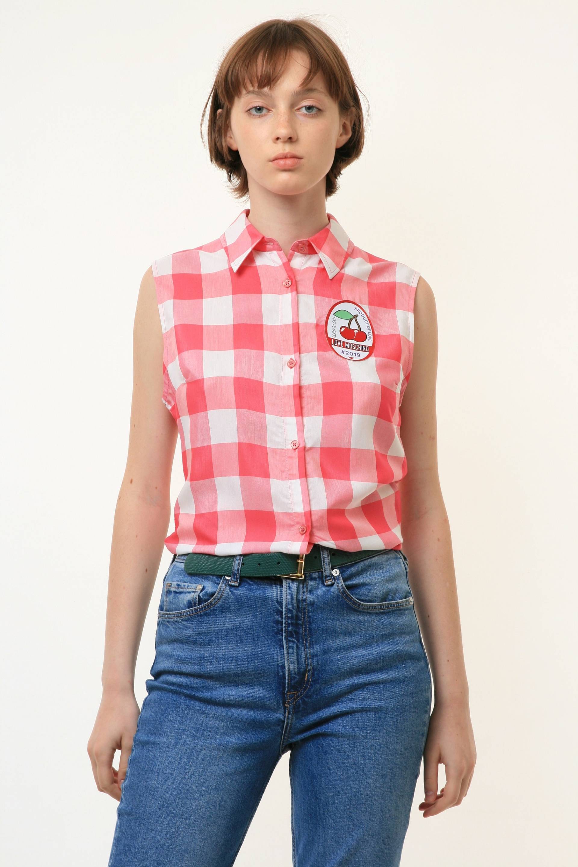 00Er Vintage Moschino Karo Kirsche Ärmelloses Hemd Mit Knöpfen Größe S Klein von MoodGirlsUA