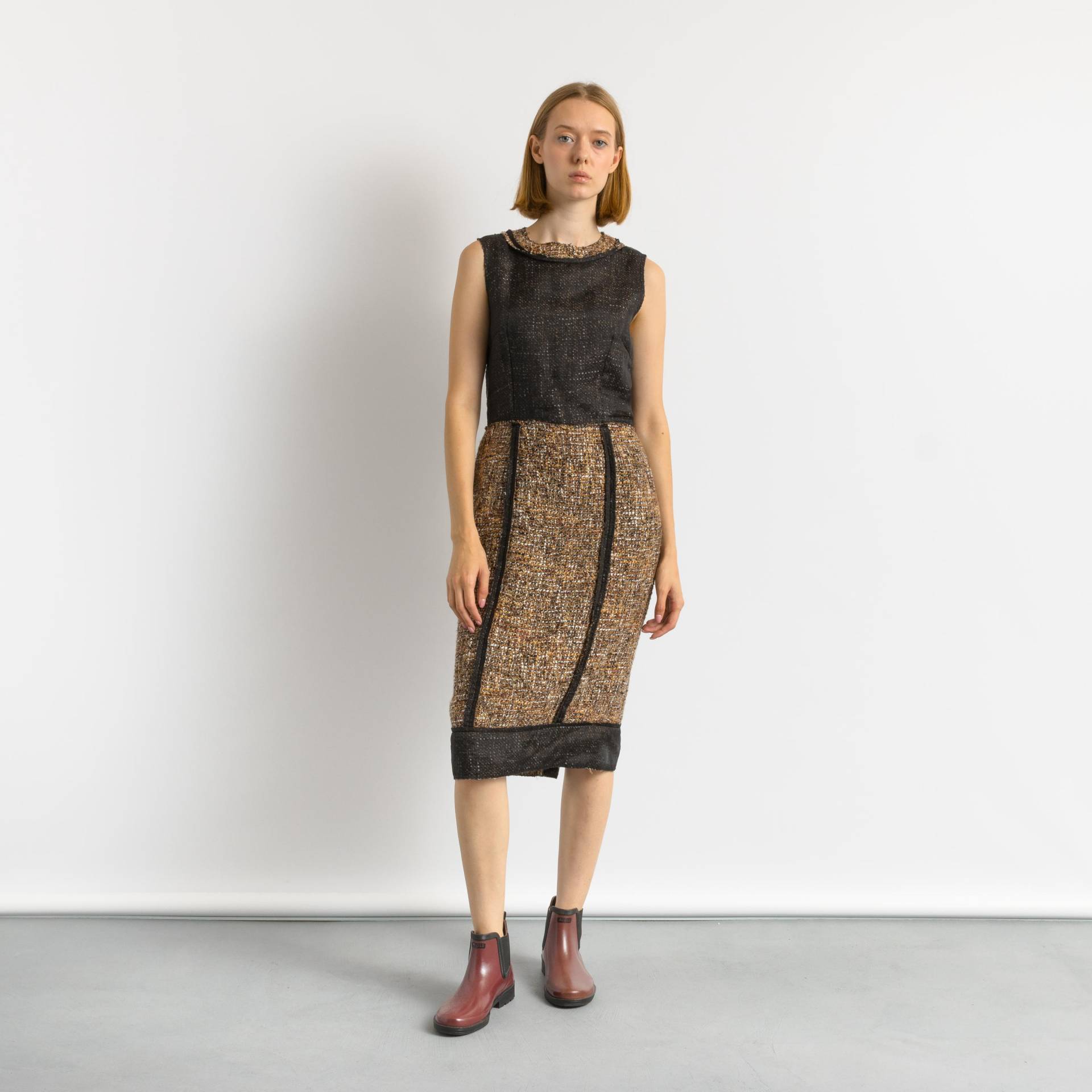 1900Er Jahre Dolce Und Gabbana D&g Tweed Bleistift Fischgrät Wollkleid Größe 44 Passt Klein von MoodGirlsUA