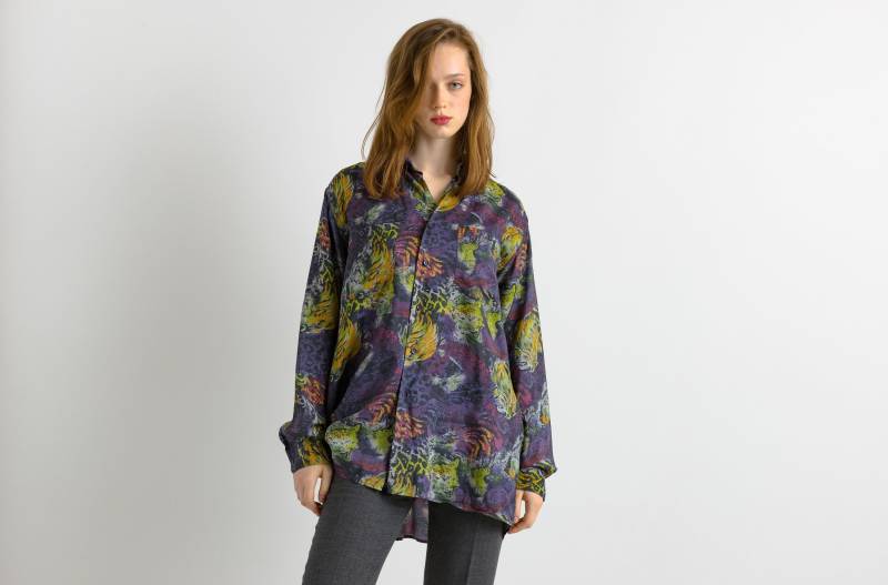 1980 80Er Jahre Vintage Unisex Herren Seidenbluse, Mehrfarbiges Paisley Langarm-Seidentop, Wogende Übergroße Knopfleiste von MoodGirlsUA