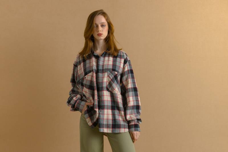 80Er Jahre Vintage Wolle Kariert Abstraktes Muster Unisex Stoff Langarm in Schlichtem Hemd Knöpfe Hoch Bluse Größe Herren L Groß von MoodGirlsUA