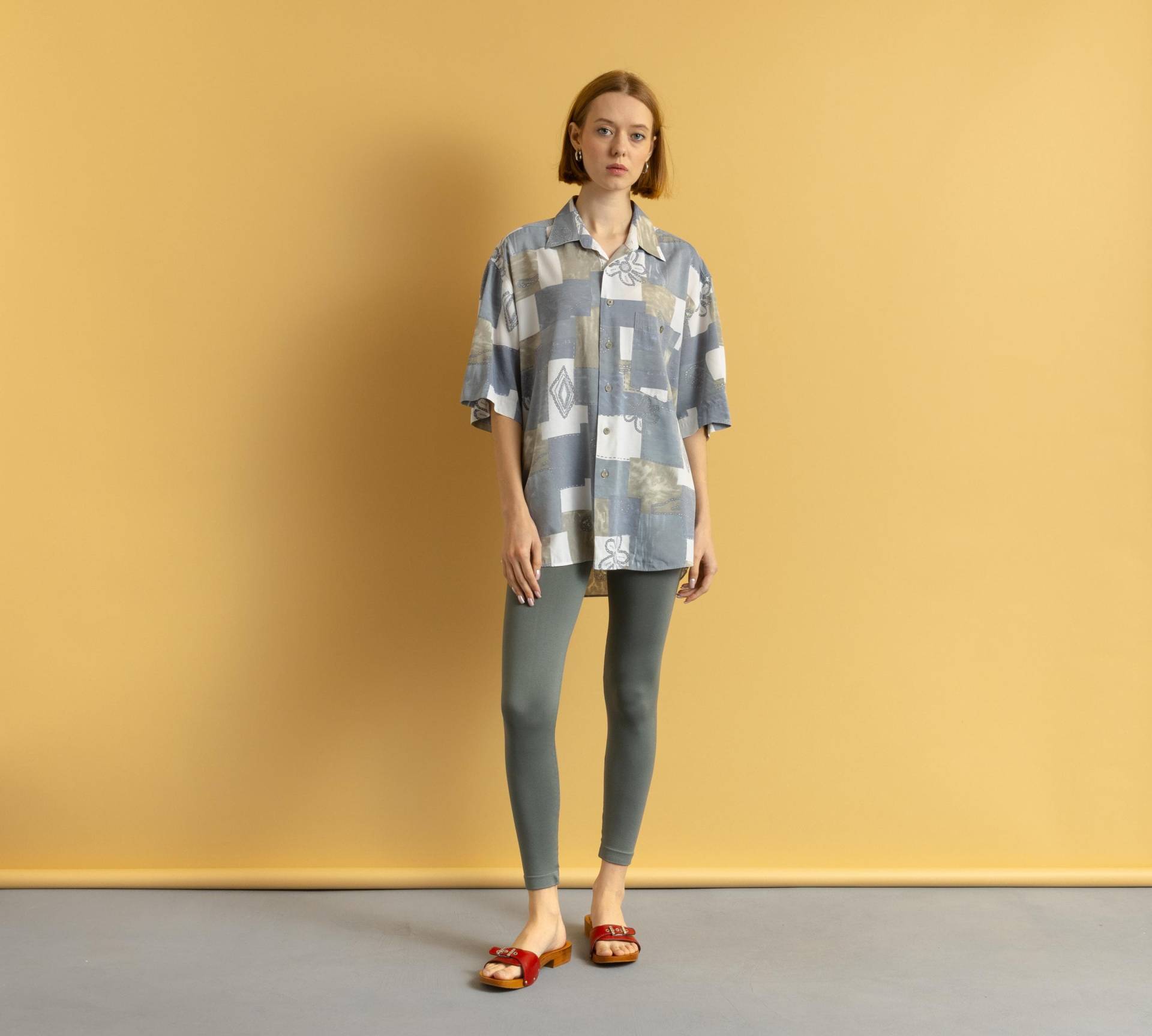 80Er Vintage Viskose Abstraktes Muster Naturstoff Kurzarm Im Shirt Knöpfe Up Bluse Größe Unisex Groß von MoodGirlsUA