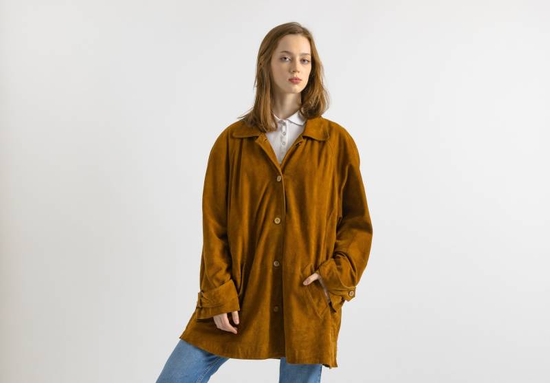 80Er Vintage Wildleder-Taschen-Langmantel Streetwear Braune Lederjacke - Mittelgroß von MoodGirlsUA