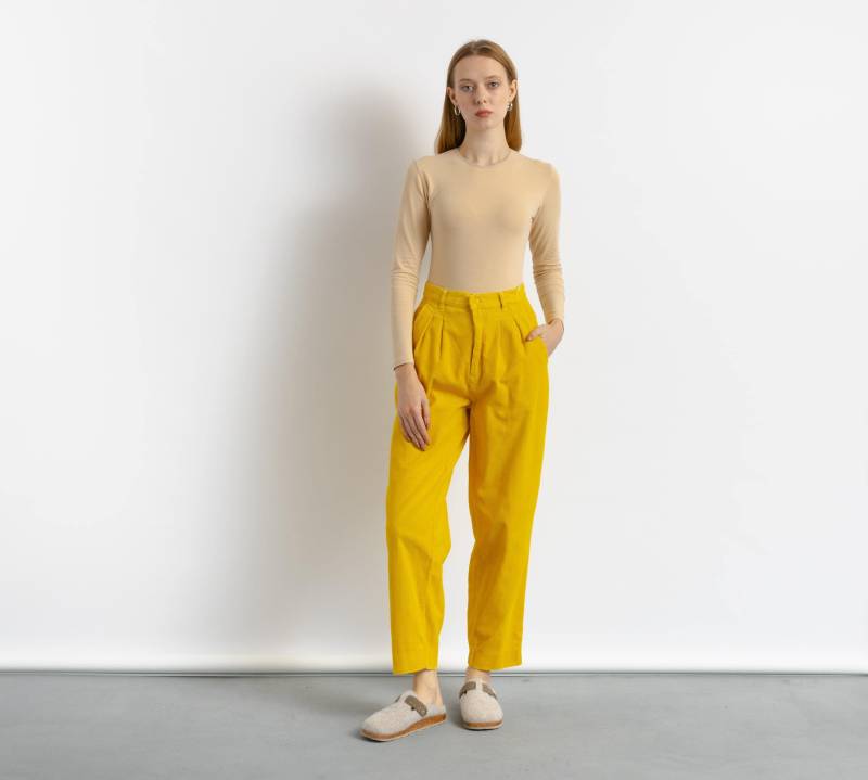 90Er Jahre Gebrauchte Mexx Cordhose Gelb Moms Hose High Waisted Woman in Größe 36 Klein von MoodGirlsUA