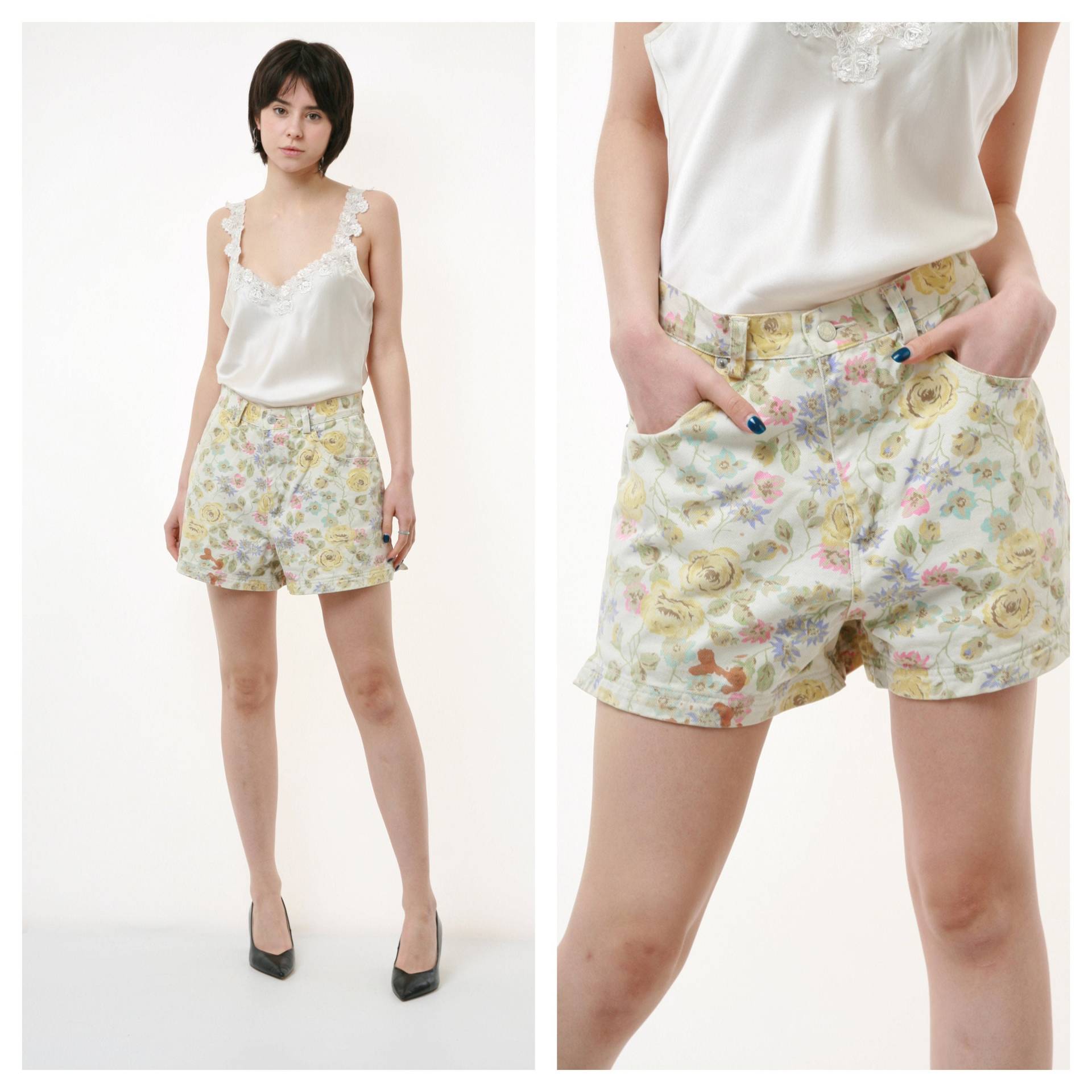 90Er Jahre Vintage Hoch Taillierte Mama Gap Usa Denim Floral Mini Shorts Mit 2 Seitentaschen 2462 Freundin Geschenk Größe Kleine Medium von MoodGirlsUA